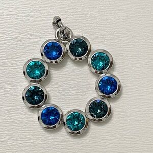 Elegant Silver and Blue Crystal Necklace